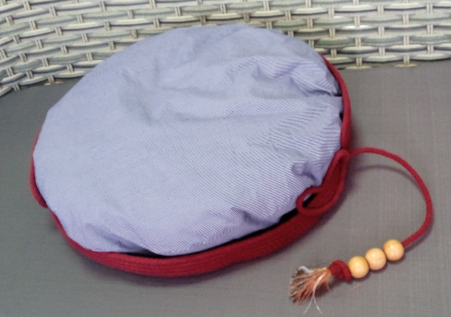 45CM KEDİ KÖPEK YATAĞI ELYAF YATAKLI BORDO 45CM KEDİ KÖPEK YATAĞI ELYAF YATAKLI BORDO